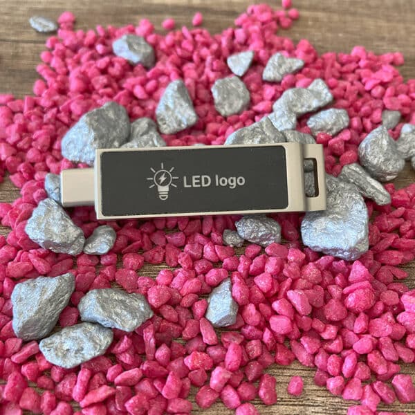 Clé USB-C lumineuse personnalisée